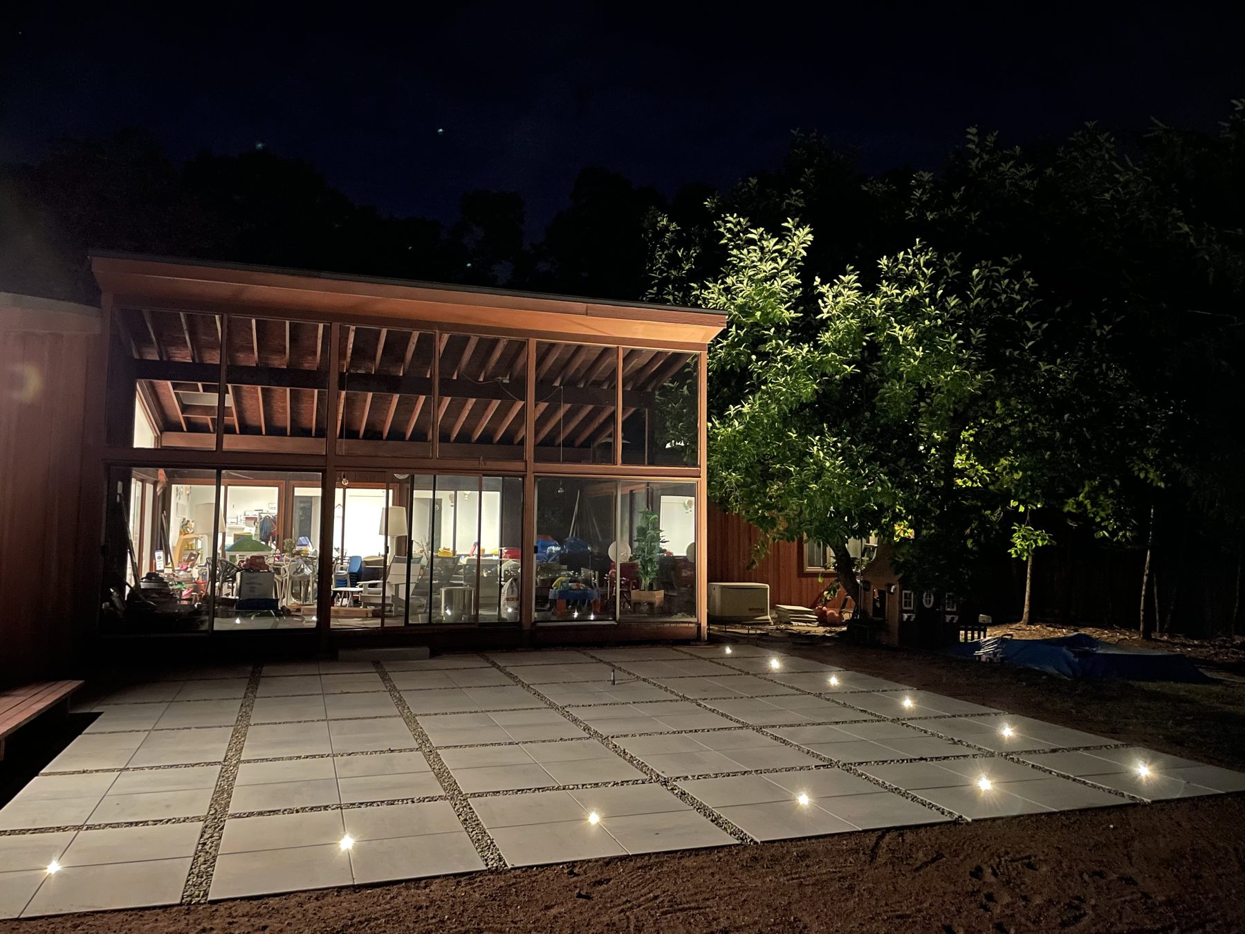 L.A. Landscaping completed outdoor lighting project